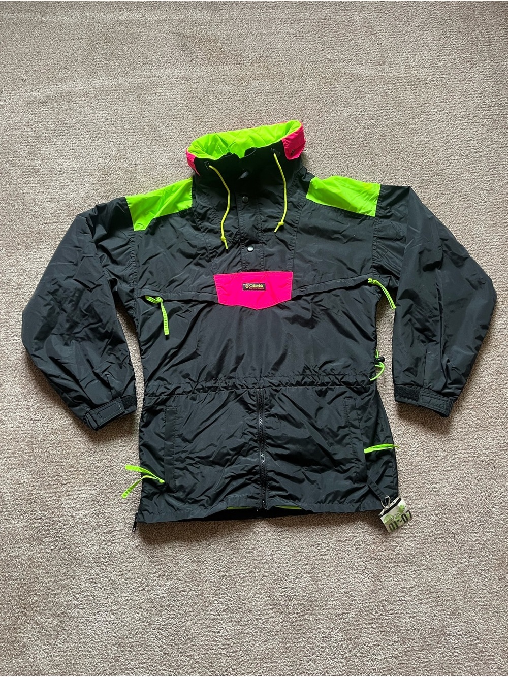 VTG 80’s Columbia Neon Black Ski Jacket